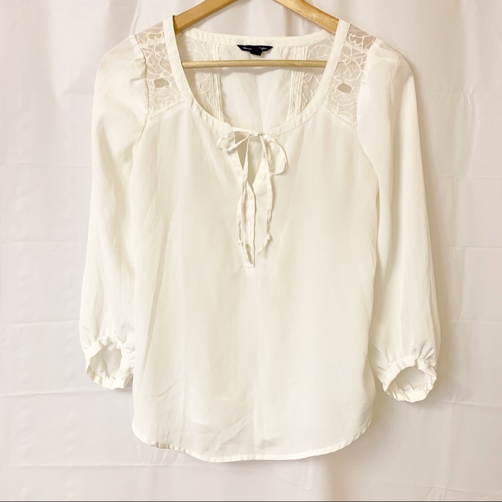 American Eagle White Lightweight 3/4 Sleeve Top XS